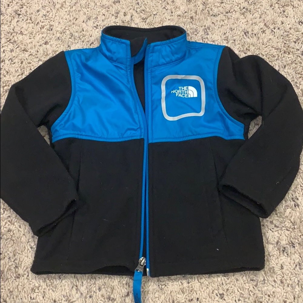 3T north face fleece